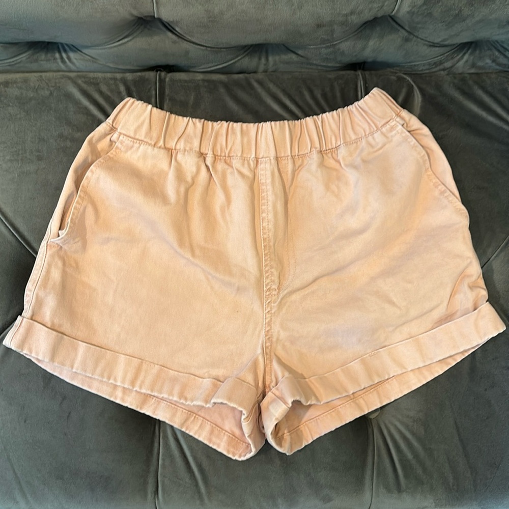 Light pink shorts!! Size: Woman’s S